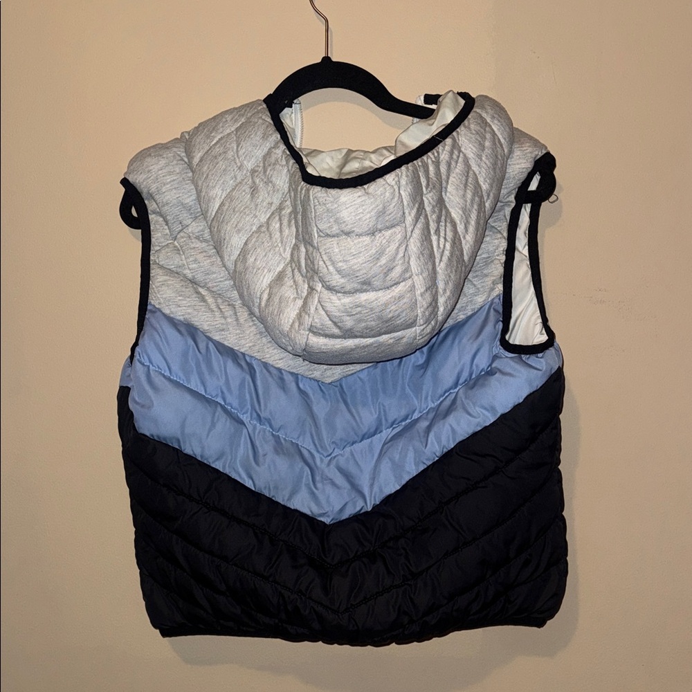 Women's Quilted Vest with Hood - Navy, Blue, Gray - Picture 8 of 9